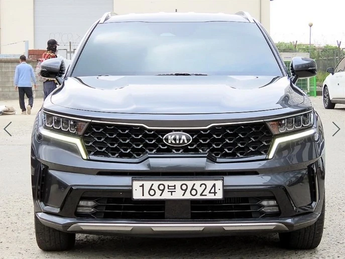Kia Sorento Prestige, снимка 2 - Автомобили и джипове - 55433795