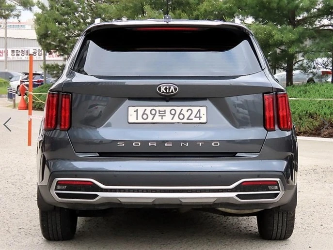 Kia Sorento Prestige, снимка 4 - Автомобили и джипове - 55433795