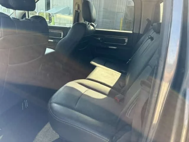 Dodge RAM 1500 * Laramie * АВТОКРЕДИТ БЕЗ ПЪРВОНАЧАЛНА ВНОСКА* , снимка 13 - Автомобили и джипове - 55444534