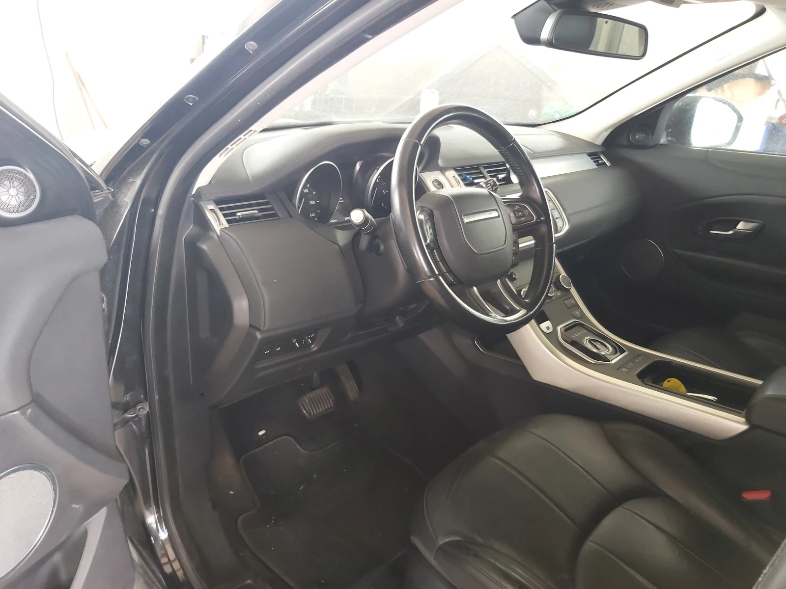 Land Rover Range Rover Evoque 2.0d-Navi-4x4-Automat-Euro-6B - изображение 5