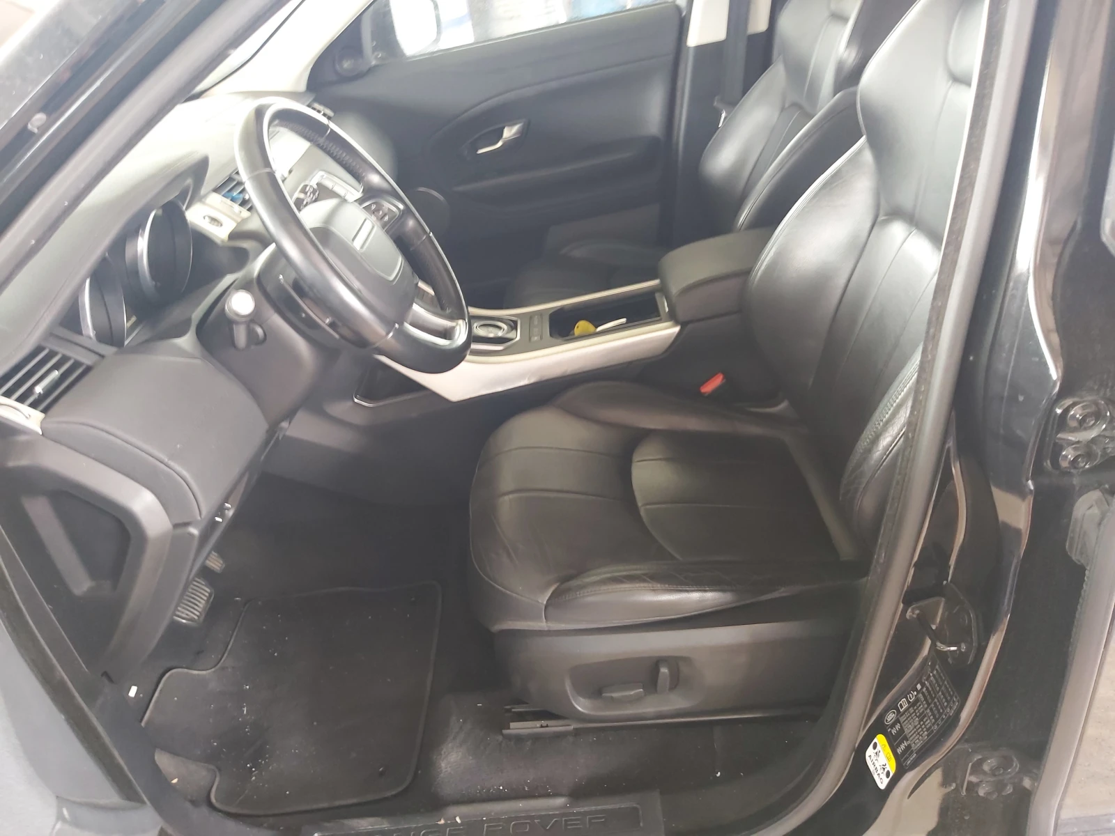 Land Rover Range Rover Evoque 2.0d-Navi-4x4-Automat-Euro-6B - изображение 7