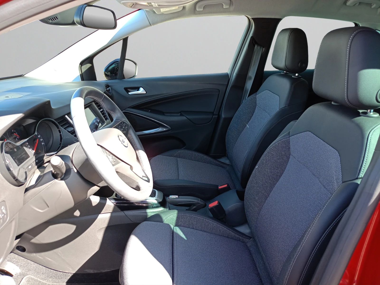Opel Crossland X Elegance 1.2 бензин (96kW/130 к.с.) AT6 MY23 - изображение 10