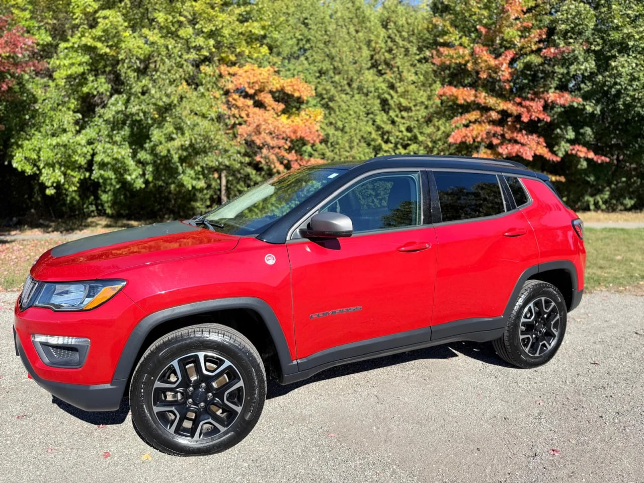 Jeep Compass * АВТО КРЕДИТ* ЦЕНА ДО БГ * СЕРВИЗНА ИСТОРИЯ *  - изображение 4