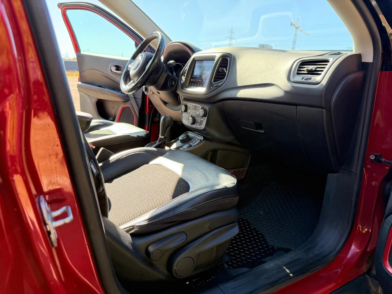 Jeep Compass *  *    *   *  | Mobile.bg   13