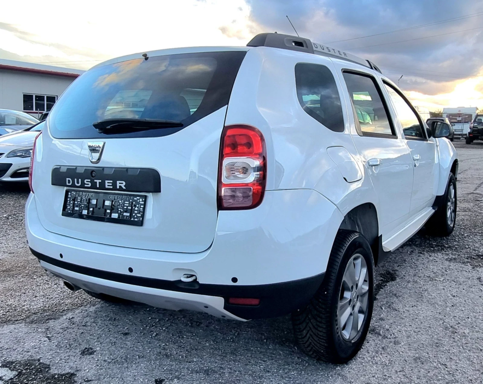 Dacia Duster 1.5dci 109k.c. | Mobile.bg — изображение 4