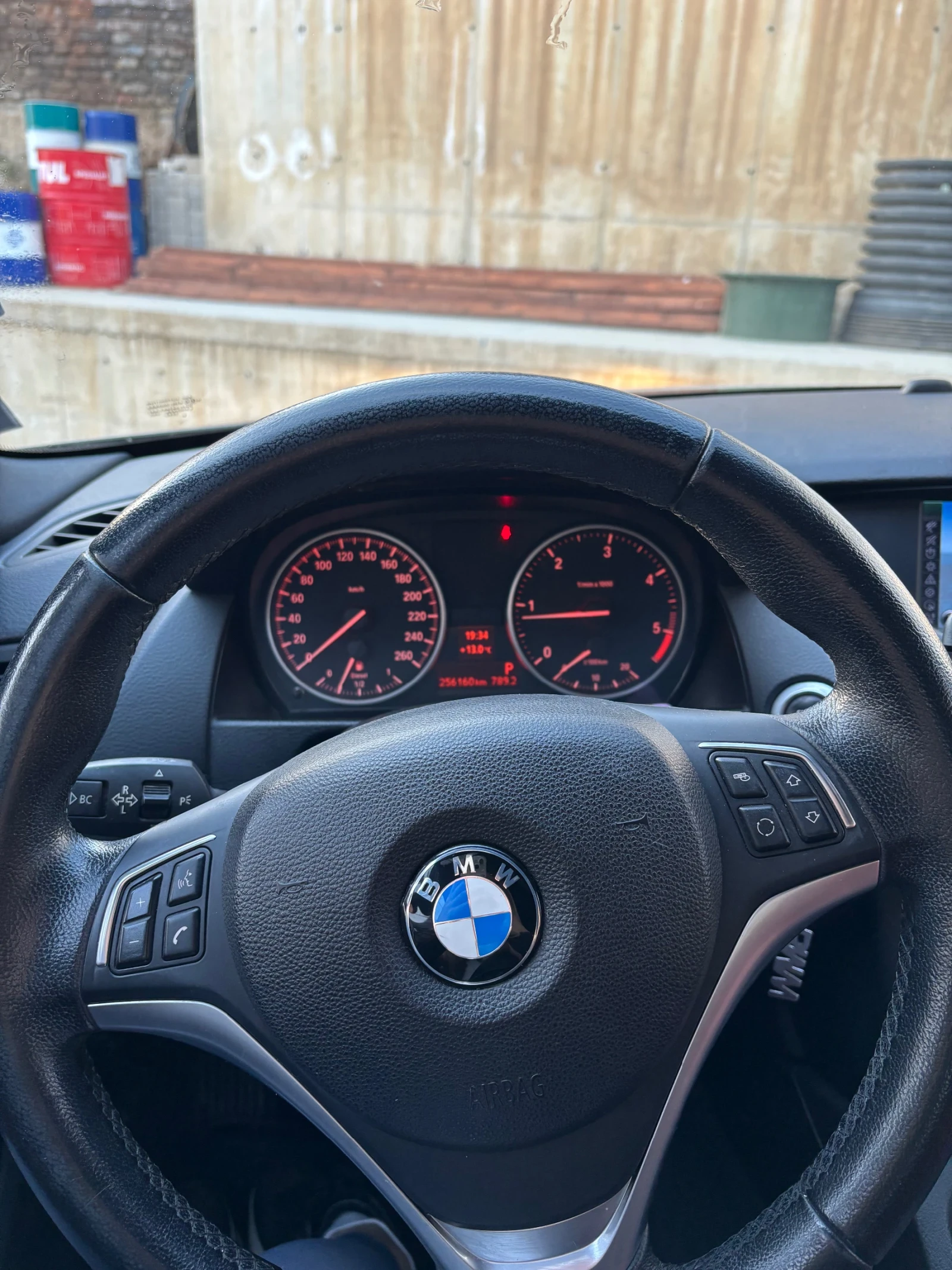 BMW X1, снимка 7 - Автомобили и джипове - 54208771