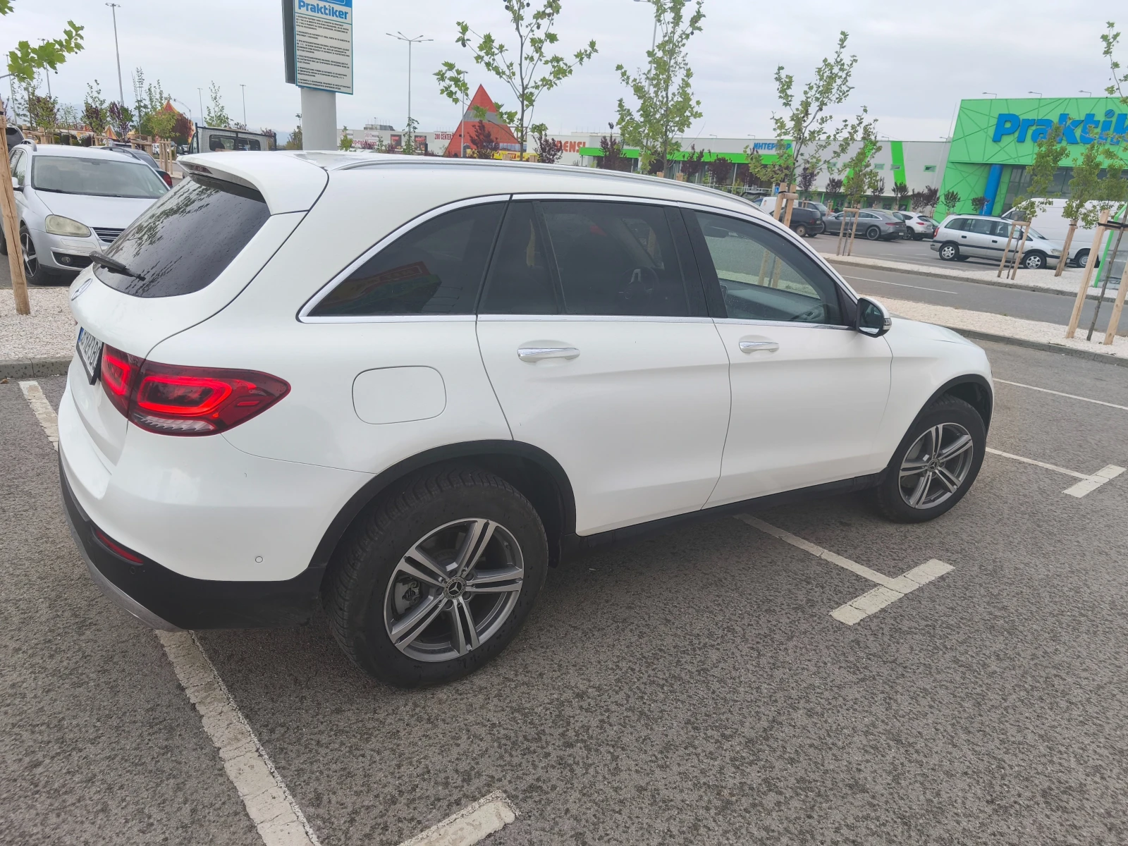 Mercedes-Benz GLC 300 2.0, снимка 5 - Автомобили и джипове - 54514870