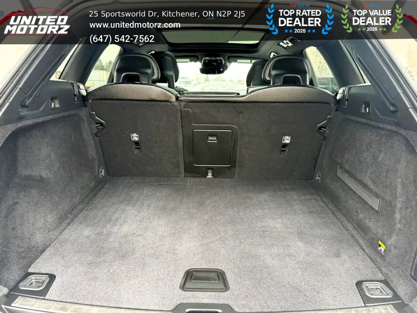 Volvo XC60 T6 Momentum * Един собственик * Без удари, снимка 17 - Автомобили и джипове - 54838343