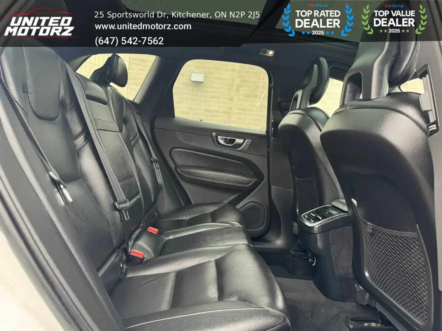 Volvo XC60 T6 Momentum * Един собственик * Без удари, снимка 13 - Автомобили и джипове - 54838343