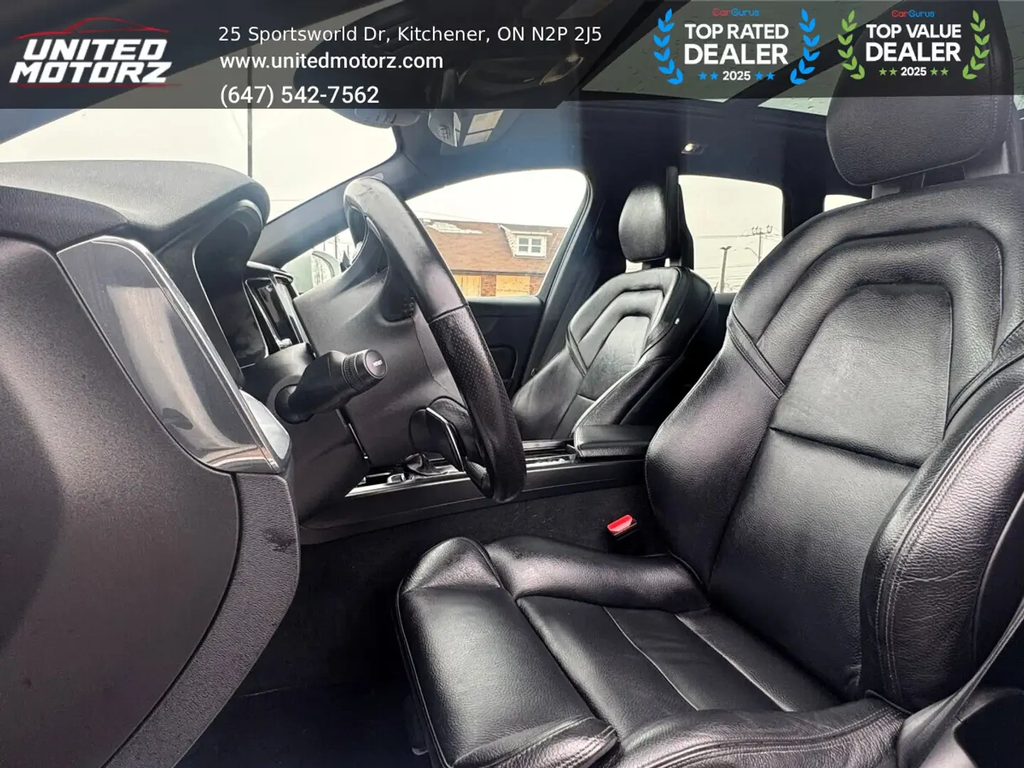 Volvo XC60 T6 Momentum * Един собственик * Без удари, снимка 7 - Автомобили и джипове - 54838343