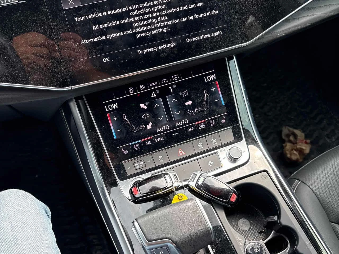 Audi Q8  Progressiv 55 TFSI quattro | DIS | 360 | ОБДУХ , снимка 8 - Автомобили и джипове - 54906966