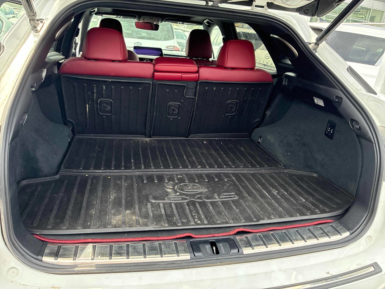 Lexus RX 350 ПОДГРЕВ* ОБДУХВАНЕ* ВАКУМ* CARFAX , снимка 14 - Автомобили и джипове - 55065671