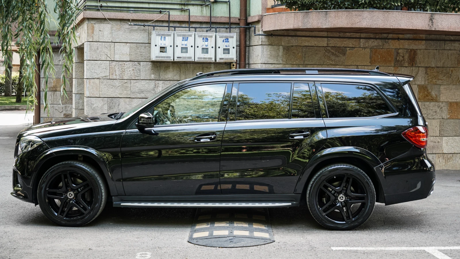 Mercedes-Benz GLS 350 4 matik / AMG Line / Facelift  / EURO 6, снимка 6 - Автомобили и джипове - 55805087