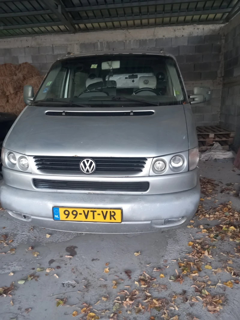 VW Caravelle Т4, кьса база, климатик, фул екстри, снимка 5 - Бусове и автобуси - 47739222