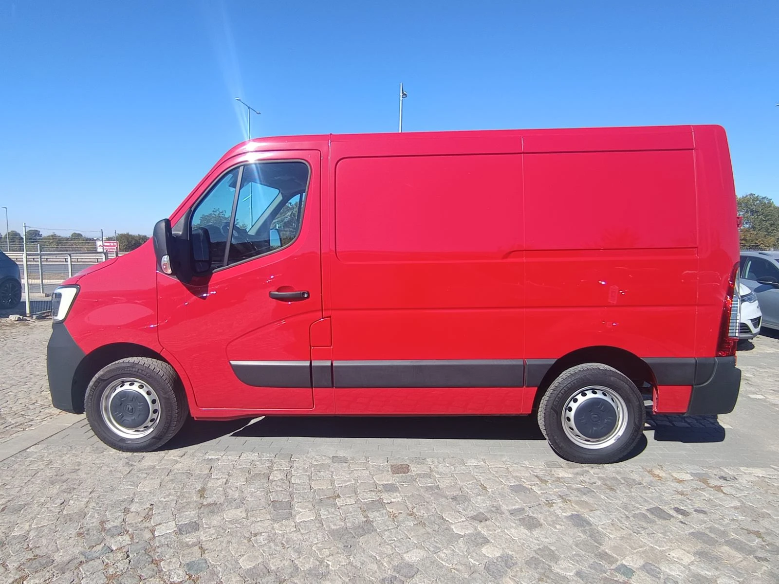 Renault Master 2.3dCi/ 135к.с./ L1H1, снимка 7 - Бусове и автобуси - 56360292