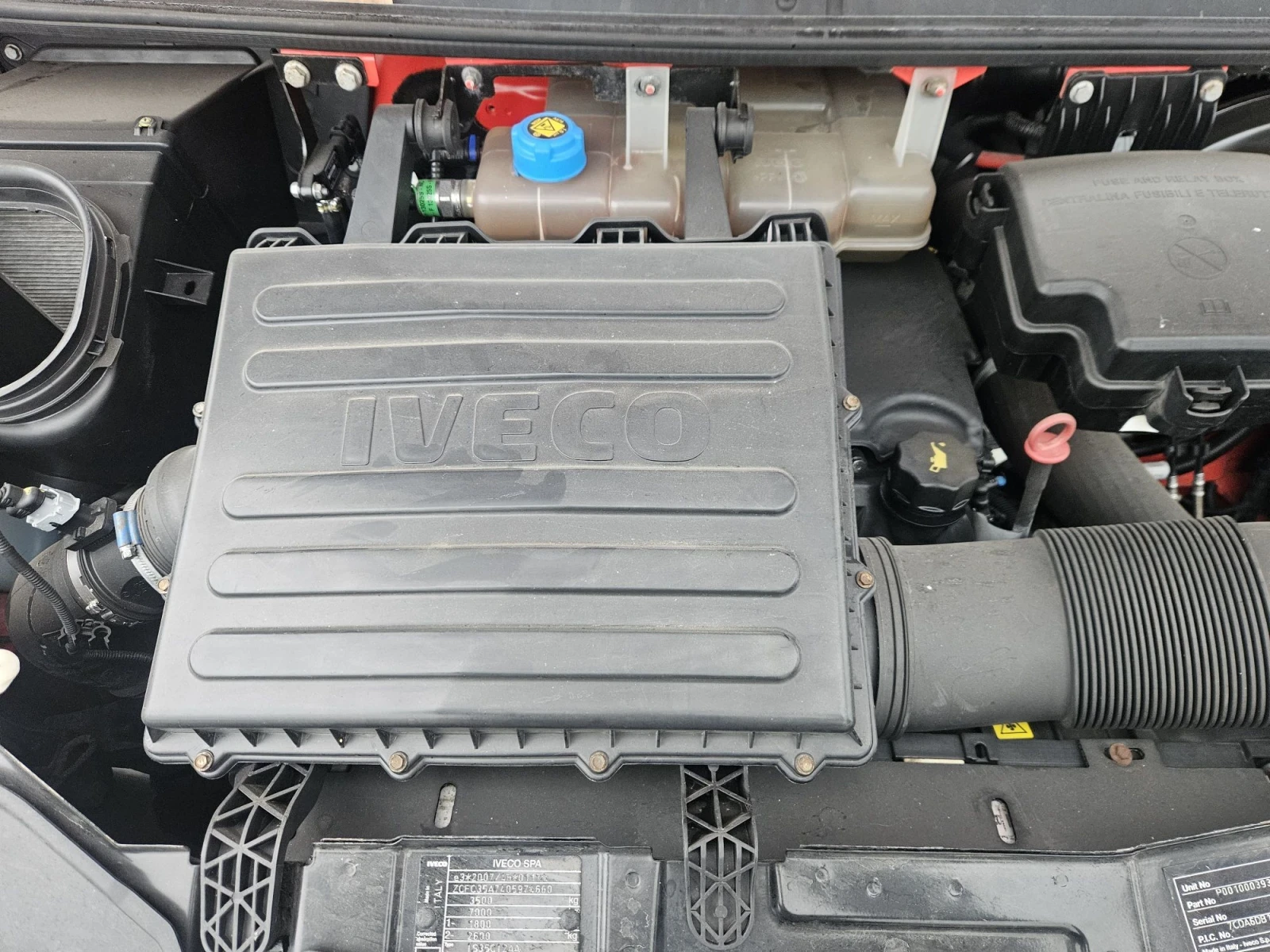 Iveco 35c15 3, 0TDI 7-места КАТ. Б, снимка 10 - Бусове и автобуси - 56549464
