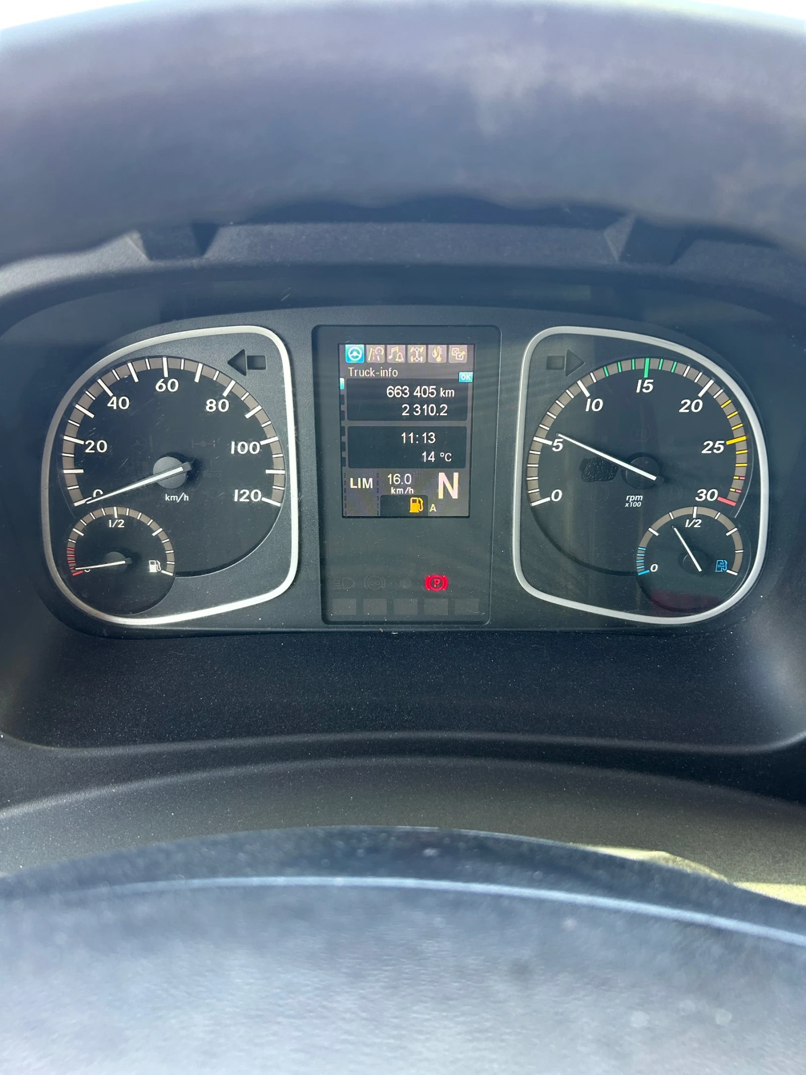 Mercedes-Benz Atego 1221 - изображение 5