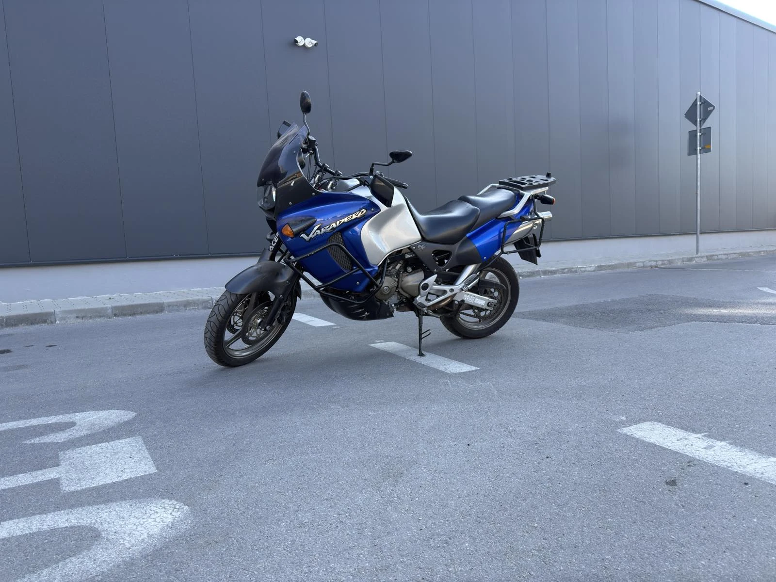 Honda Varadero XL1000V, снимка 11 - Мотоциклети и мототехника - 53877343