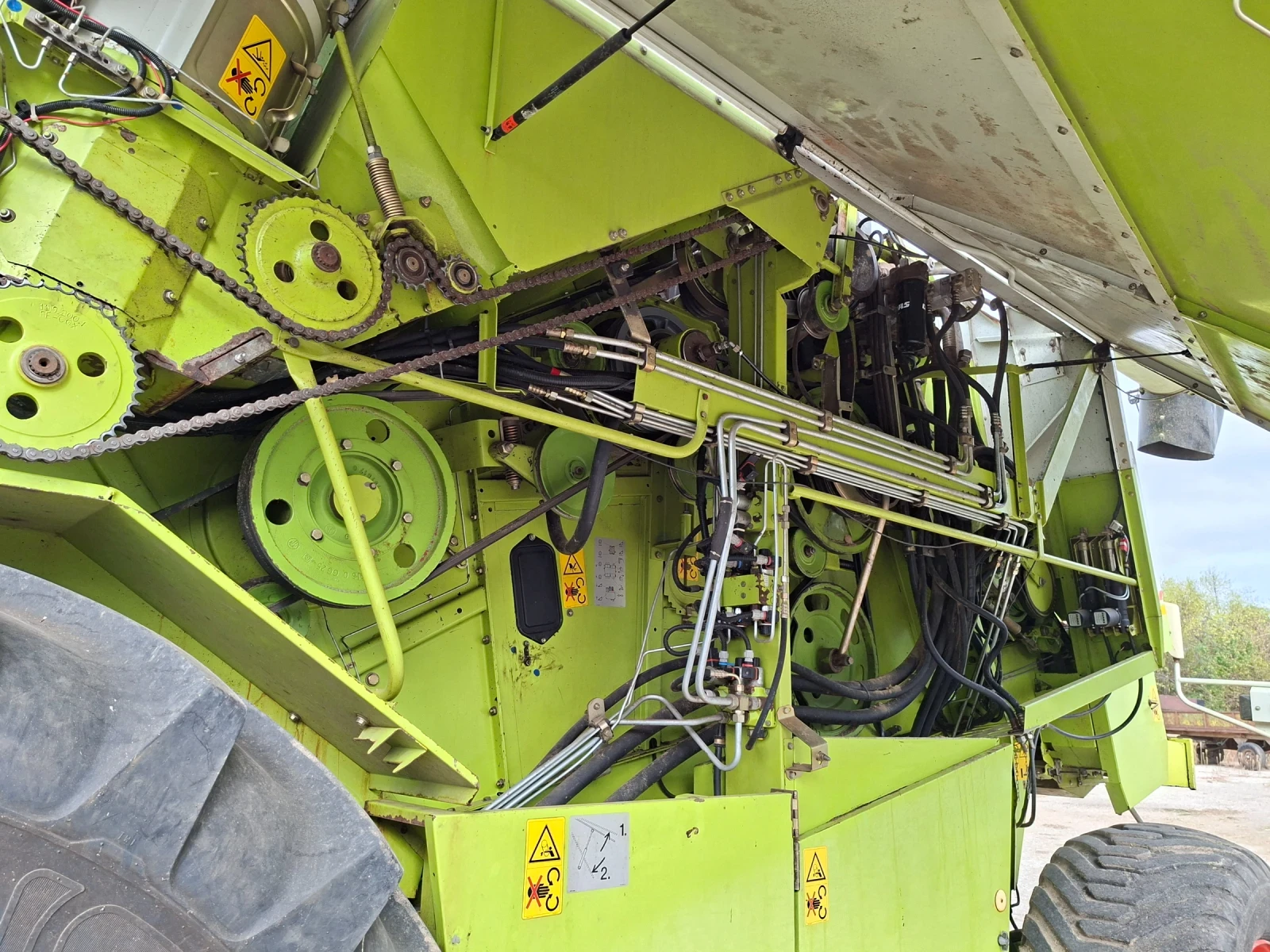 Комбайн Claas Lexion 480, снимка 8 - Селскостопанска техника - 56495765