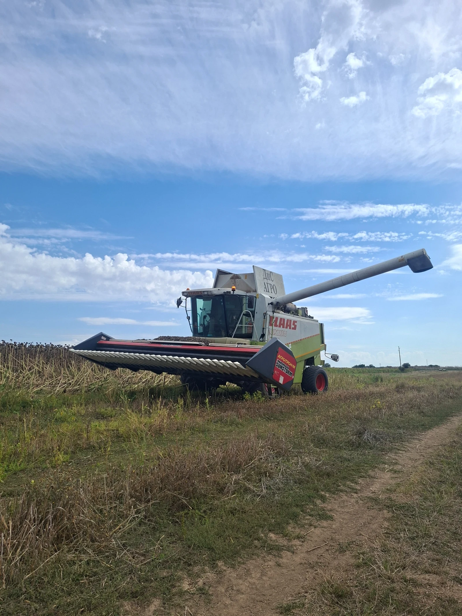 Комбайн Claas Lexion 480, снимка 9 - Селскостопанска техника - 56495765