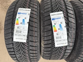 Гуми Зимни 225/45R17, снимка 2 - Гуми и джанти - 48750903