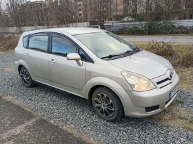 Toyota Corolla verso, снимка 2