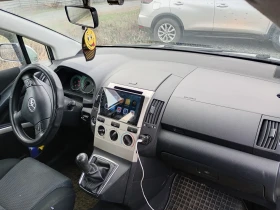 Toyota Corolla verso, снимка 6