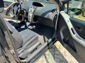 Toyota Yaris 1.3 87 kc, снимка 10
