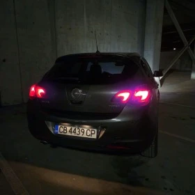 Opel Astra J 1.4Т + LPG 6ск.140к.с. Xenon FlexRide, снимка 17