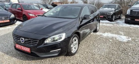     Volvo V60 2.4-215.44.NAVY