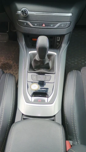 Обява за продажба на Peugeot 308 308 SW Allure/1.6 BlueHDI/AUTOMAT/2015/EURO 6 ~13 900 лв. - изображение 11 | Auto.bg Обява за продажба на Peugeot 308 308 SW Allure/1.6 BlueHDI/AUTOMAT/2015/EURO 6 ~13 900 лв. - изображение 11