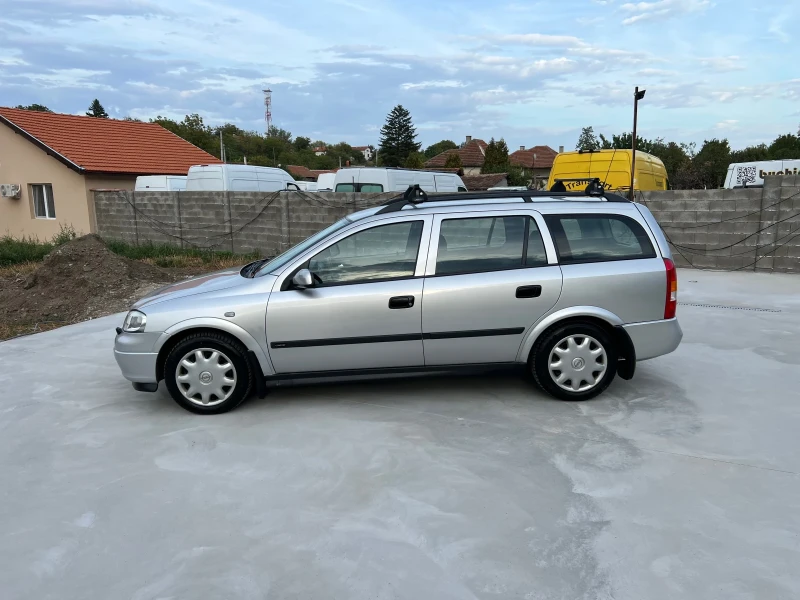 Opel Astra 1.6i, снимка 2 - Автомобили и джипове - 47456551