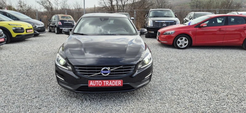 Volvo V60 2.4-215кс.4Х4.NAVY, снимка 2 - Автомобили и джипове - 48434298