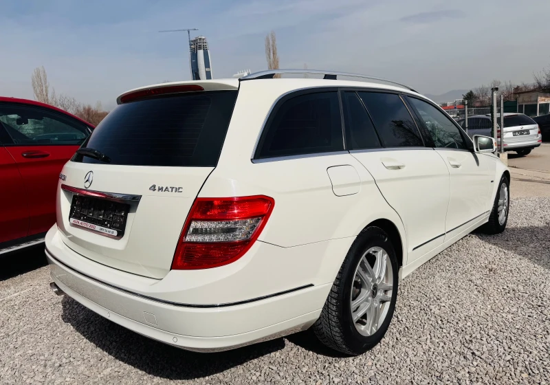 Mercedes-Benz C 250 d/4x4/FACE/LED/НАПЪЛНО ОБСЛУЖЕНА/НОВА КОЛА///, снимка 7 - Автомобили и джипове - 49448328