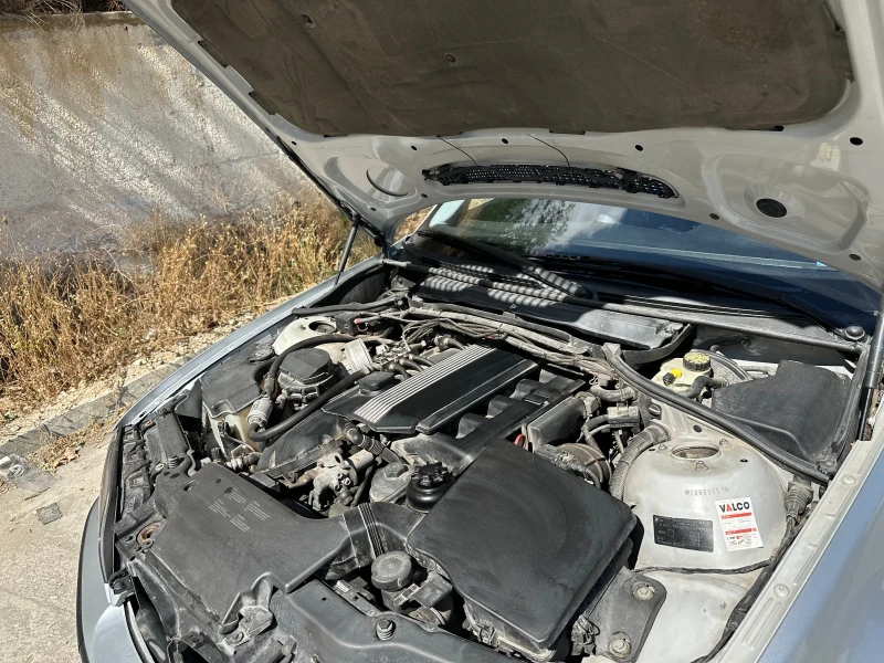 BMW 330 Xi M54B30, снимка 4 - Автомобили и джипове - 51777248