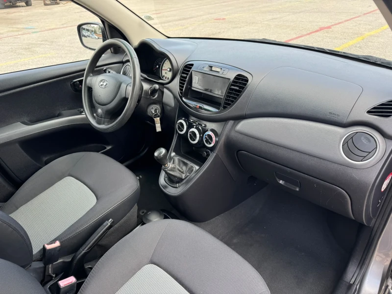 Hyundai I10, снимка 9 - Автомобили и джипове - 51581035