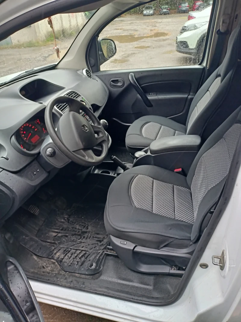 Renault Kangoo 1.5 dci 80 kc. evro 6 , снимка 9 - Автомобили и джипове - 51990802