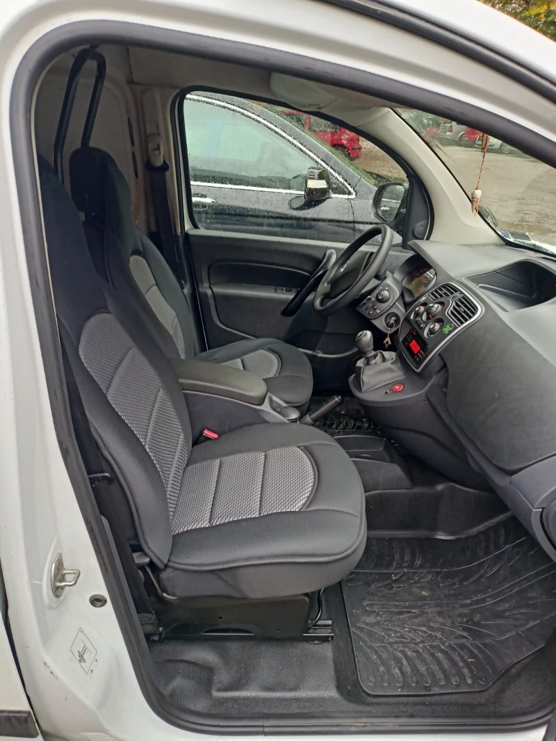 Renault Kangoo 1.5 dci 80 kc. evro 6 , снимка 10 - Автомобили и джипове - 51990802