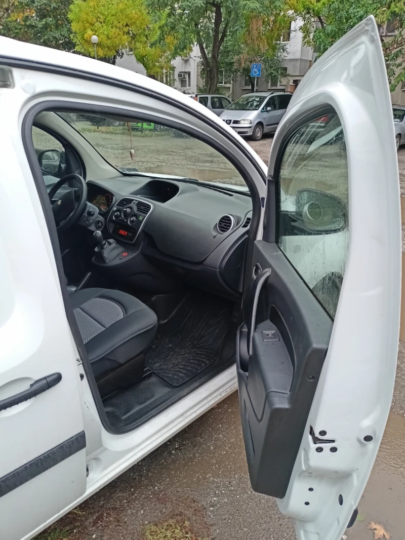 Renault Kangoo 1.5 dci 80 kc. evro 6 , снимка 5 - Автомобили и джипове - 51990802