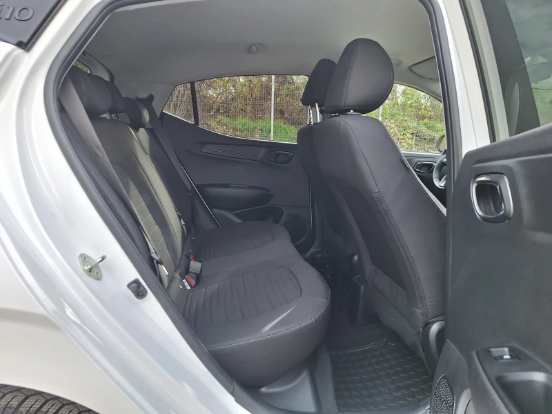 Hyundai I10 Trend Line 1, 0 MT 8238км, снимка 13 - Автомобили и джипове - 52538233