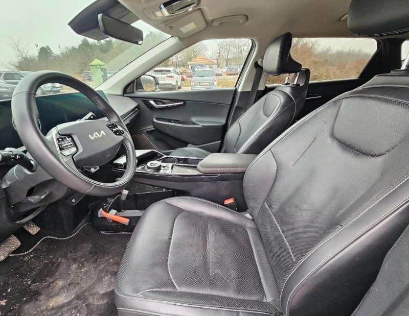 Kia EV6 Перфектна 77 КВ Голямата Батерия, снимка 11 - Автомобили и джипове - 53212018