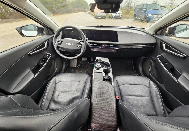 Kia EV6 Перфектна 77 КВ Голямата Батерия, снимка 13 - Автомобили и джипове - 53212018