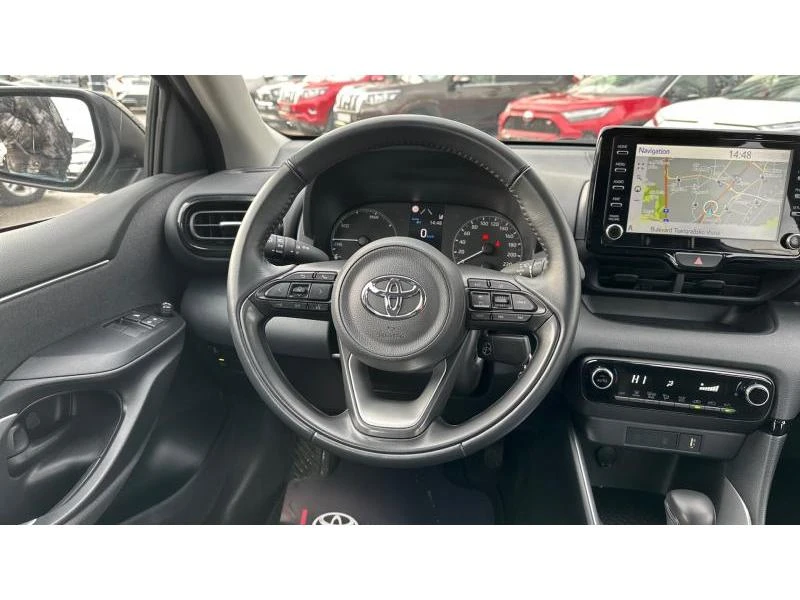 Toyota Yaris 1.5 HSD DYNAMIC+ NAVI - изображение 9