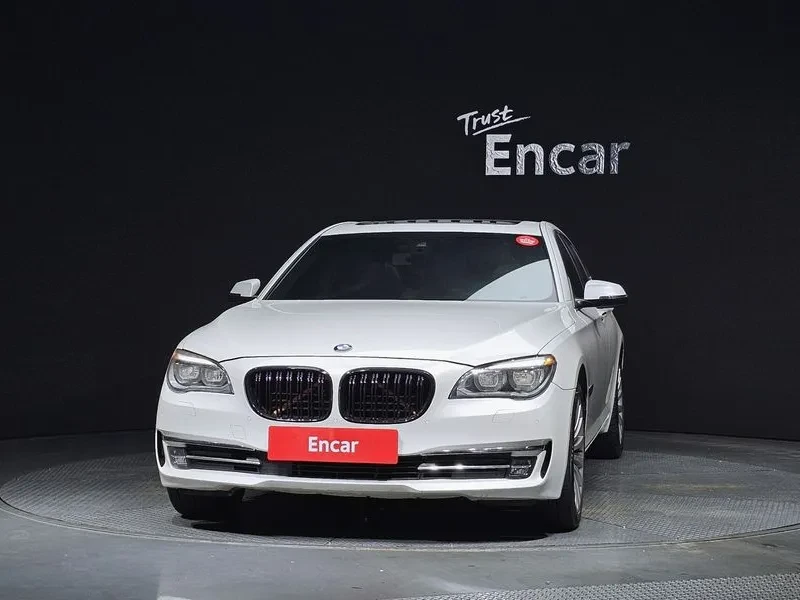 BMW 730 xDrive - изображение 5