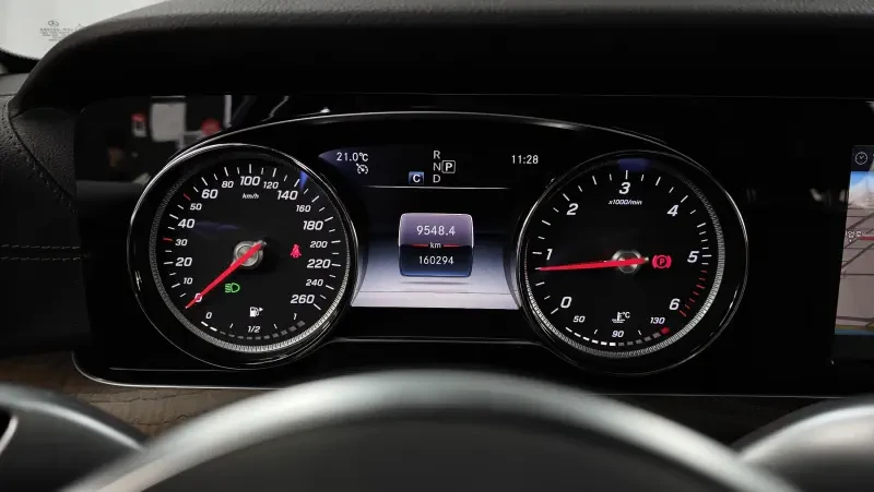 Mercedes-Benz E 220 4MATIC+ Burmeister+ ���������! | Mobile.bg � ����������� 9