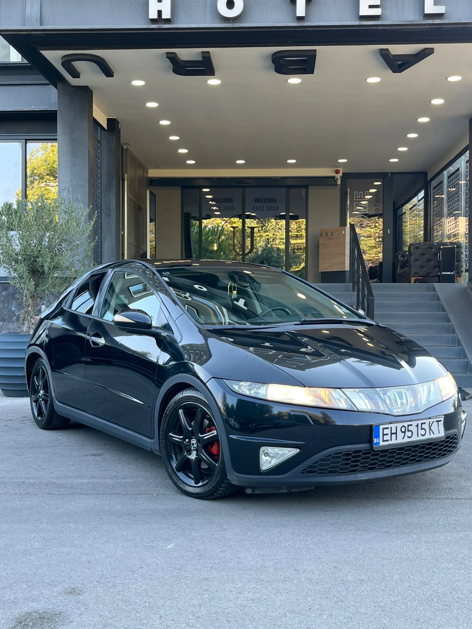 Honda Civic Civic, всички екстри, ВЪЗМОЖЕН ЛИЗИНГ!!!, снимка 1