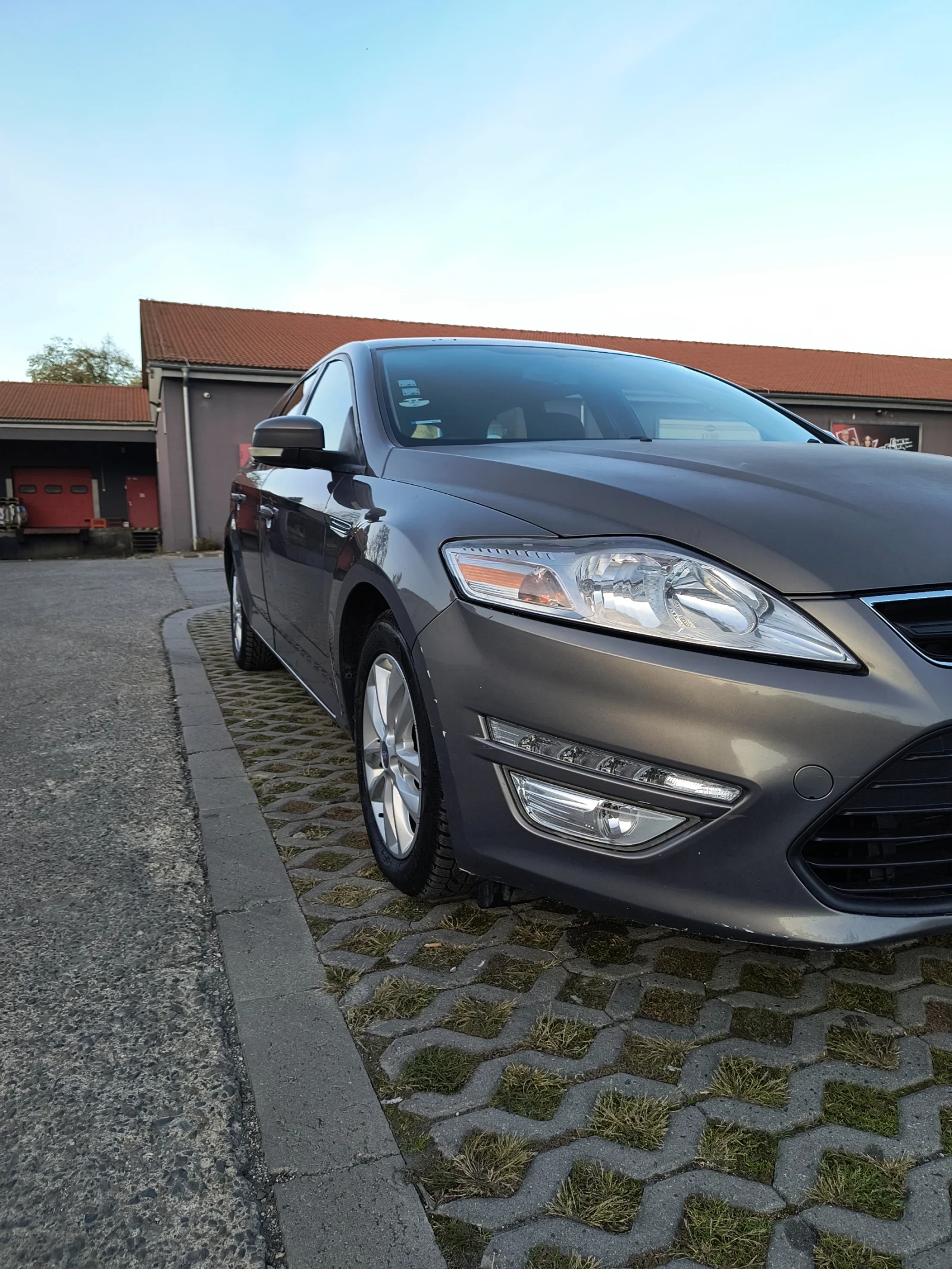 Ford Mondeo 2.0tdci FACE 2012 - изображение 3