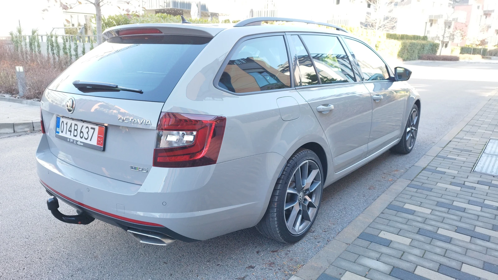 Skoda Octavia 2.0TDI#VRS#DSTR#DSG#KEYLESS# - изображение 4