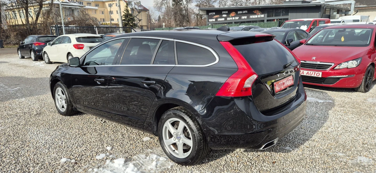 Volvo V60 2.4-215кс.4Х4.NAVY - изображение 9