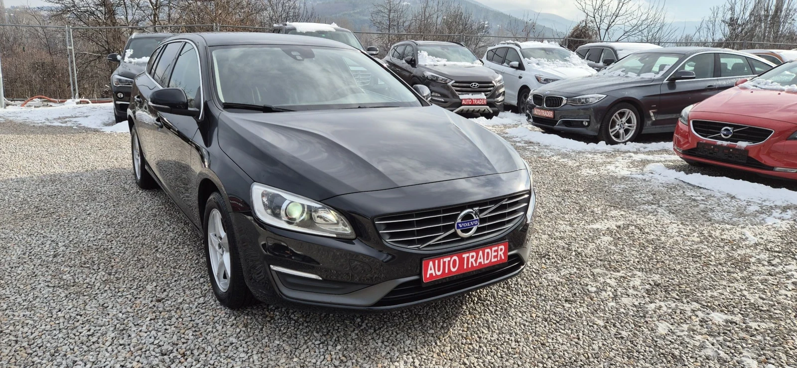 Volvo V60 2.4-215кс.4Х4.NAVY - изображение 3